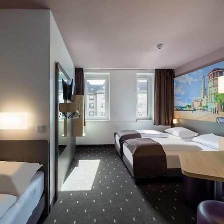 B&B Hotel Duesseldorf-Mitte Exteriör bild