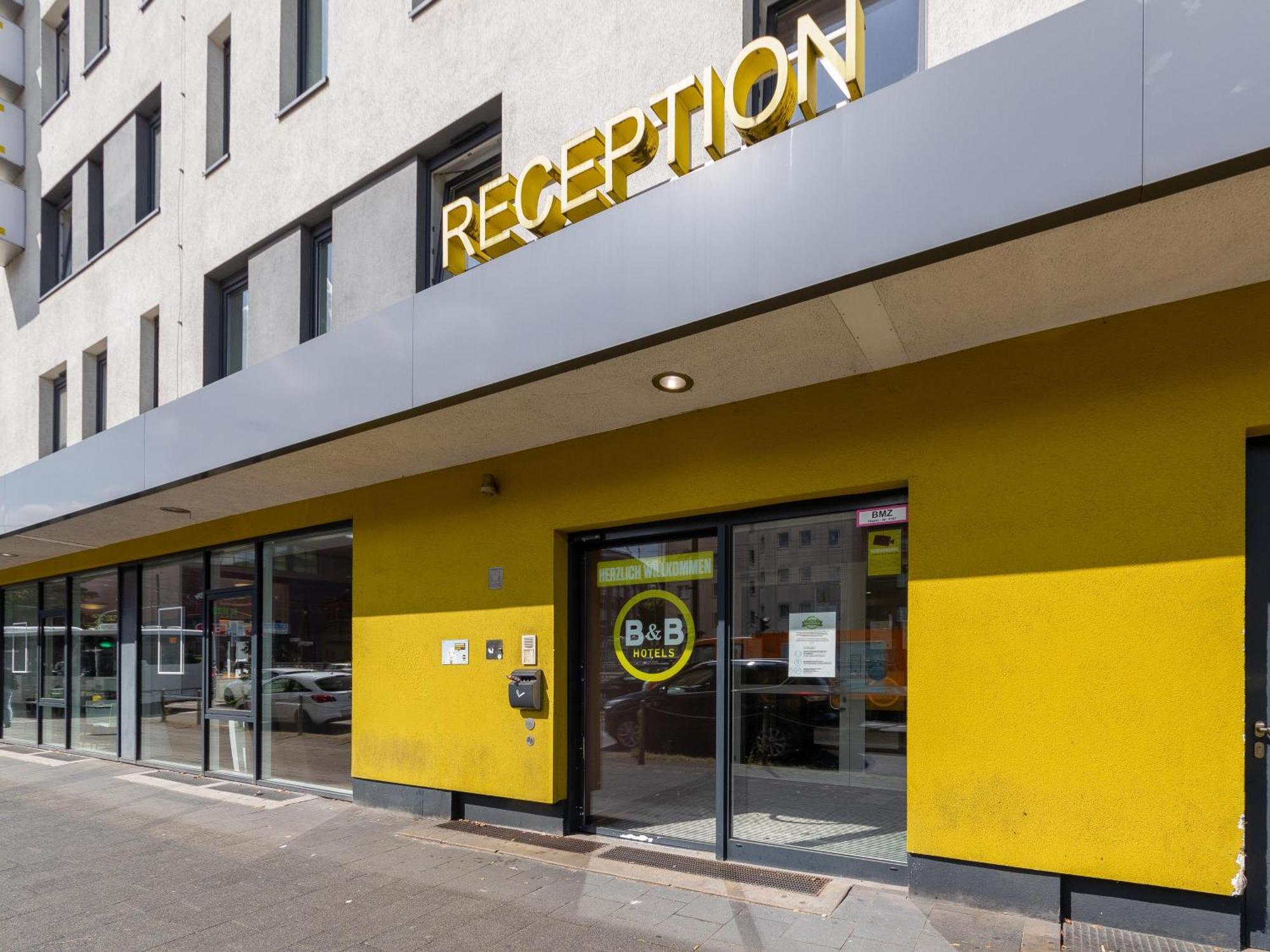B&B Hotel Duesseldorf-Mitte Exteriör bild